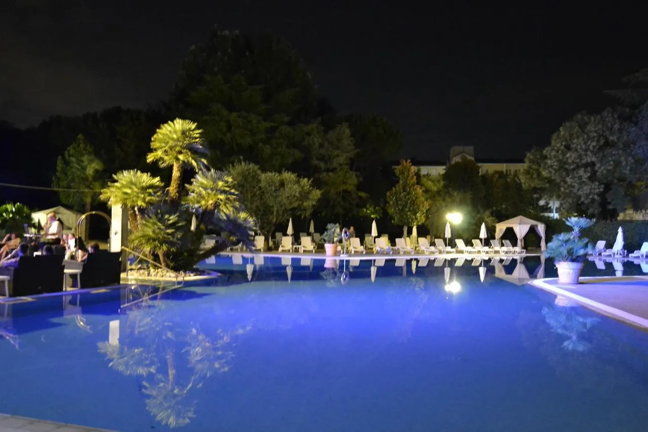 Hotel Internazionale Terme Абано-Терме